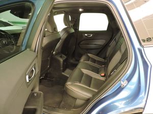 Volvo XC60 T6 AWD Recharge R-Design - Foto 10