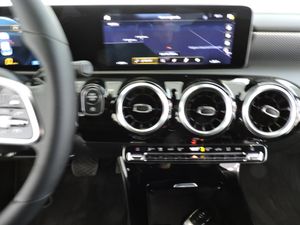 Mercedes CLA Coupé CLA 200 d Business Line - Foto 12