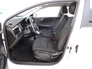Kia Stonic 1.0 T-GDi MHEV iMT 74 kW (100 CV) Drive - Foto 8