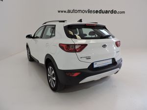 Kia Stonic 1.0 T-GDi MHEV iMT 74 kW (100 CV) Drive - Foto 6