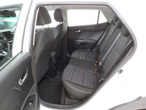 Kia Stonic 1.0 T-GDi MHEV iMT 74 kW (100 CV) Drive - Foto 10