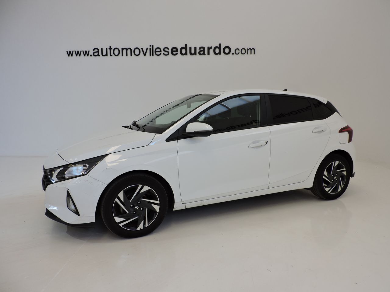 Hyundai i20 1.2 MPi 6undefined (84 CV) Klass - Foto 1