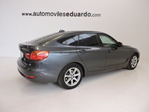 BMW Serie 3 318d Berlina - Foto 4