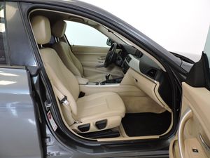 BMW Serie 3 318d Berlina - Foto 9