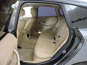 BMW Serie 3 318d Berlina - Foto 10