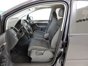 Volkswagen Touran Advance 1.4 TSI 140 CV DSG 7 vel. - Foto 8