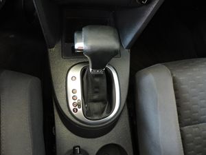 Volkswagen Touran Advance 1.4 TSI 140 CV DSG 7 vel. - Foto 12