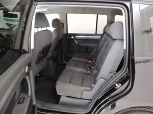 Volkswagen Touran Advance 1.4 TSI 140 CV DSG 7 vel. - Foto 10