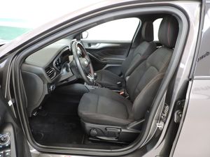 Ford Focus Berlina ST-Line 1.0 EcoBoost MHEV 92 kW (125 CV) - Foto 8