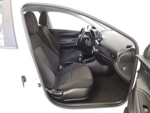 Hyundai Bayon 1.0 T-GDi 100 CV Maxx - Foto 9