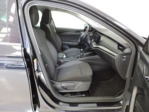 Skoda Octavia Octavia 1.0 TSI Greentech Business Edition 5p - Foto 9