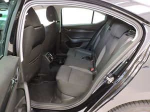 Skoda Octavia Octavia 1.0 TSI Greentech Business Edition 5p - Foto 10