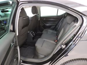 Skoda Octavia Octavia 1.0 TSI Greentech Business Edition 5p - Foto 10