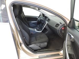 Volvo S60 Kinetic DRIVe - Foto 9