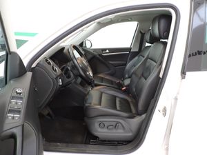 Volkswagen Tiguan Sport 2.0 TDI 140 CV BlueMotion Technology 4Motion DSG - Foto 8