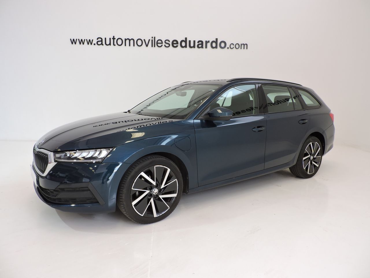 Skoda Octavia OCTAVIA COMBI 1.4 TSI PHEV iV 204 DSG6e Business - Foto 1