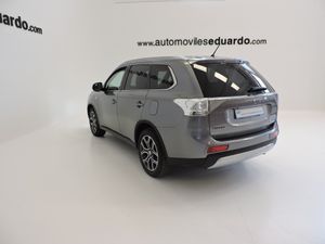 Mitsubishi Outlander PHEV Kaiteki 4WD - Foto 4