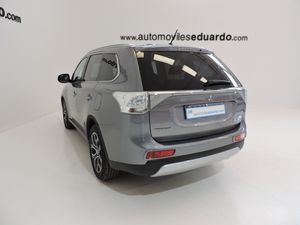 Mitsubishi Outlander PHEV Kaiteki 4WD - Foto 6