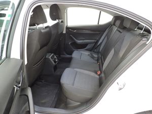 Skoda Octavia OCTAVIA 1.4 TSI PHEV iV 204 DSG6e Business - Foto 10