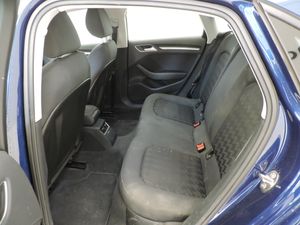 Audi A3 Sedan 1.6 TDI clean diesel 110 CV Attraction - Foto 10