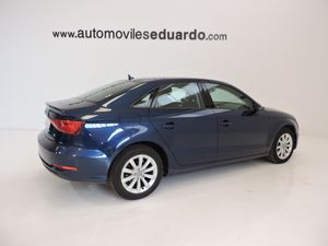 Audi A3 Sedan 1.6 TDI clean diesel 110 CV Attraction - Foto 4