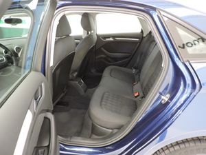Audi A3 Sedan 1.6 TDI clean diesel 110 CV Attraction - Foto 10