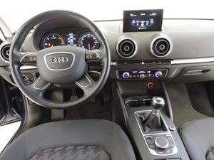 Audi A3 Sedan 1.6 TDI clean diesel 110 CV Attraction - Foto 7