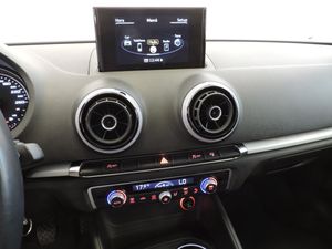 Audi A3 Sedan 1.6 TDI clean diesel 110 CV Attraction - Foto 12