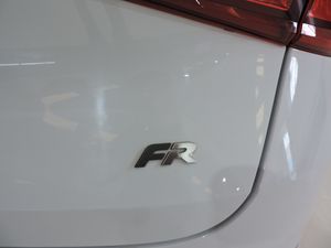 Seat Leon León Sportstourer 1.5 TGI 96 kW (130 CV) DSG FR - Foto 16