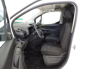 Toyota Proace City FG 1.5D 56kW (75CV) GX 650kg Media - Foto 8
