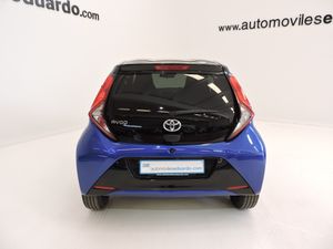 Toyota Aygo 5p 70 x-cite x-shift - Foto 5