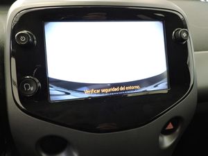 Toyota Aygo 5p 70 x-cite x-shift - Foto 13