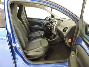 Toyota Aygo 5p 70 x-cite x-shift - Foto 9
