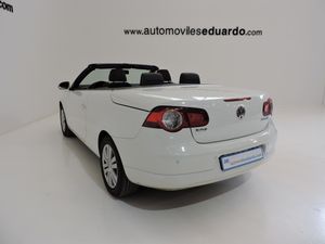 Volkswagen Eos 2.0 FSI 150 CV - Foto 6