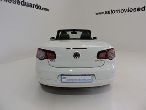 Volkswagen Eos 2.0 FSI 150 CV - Foto 5