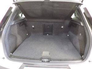 Volvo XC40 Momentum Core T3 Aut. - Foto 14