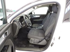 Volvo XC40 Momentum Core T3 Aut. - Foto 8