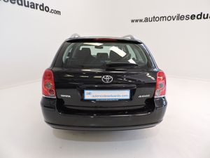 Toyota Avensis Wagon 1.8 VVT-i Sol - Foto 5