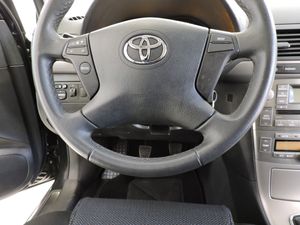 Toyota Avensis Wagon 1.8 VVT-i Sol - Foto 11
