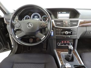 Mercedes Clase E E 220 CDI BlueEFFICIENCY Berlina - Foto 7