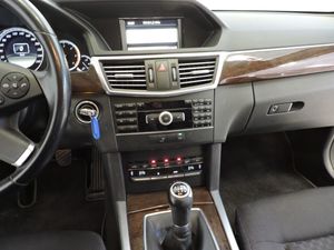 Mercedes Clase E E 220 CDI BlueEFFICIENCY Berlina - Foto 12