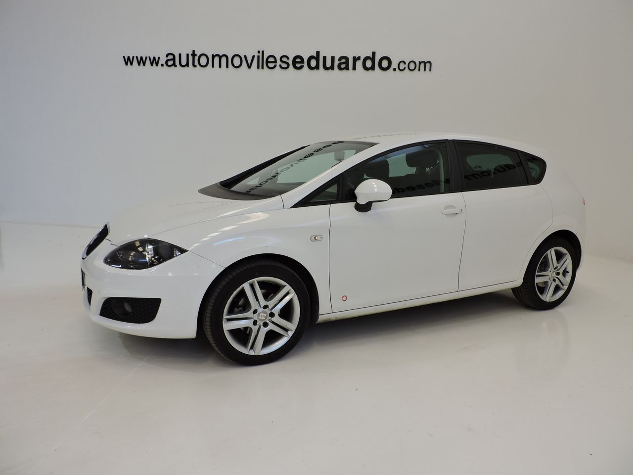 Seat Leon León Style Copa 1.6 TDI CR 105 CV - Foto 1