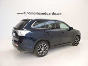 Mitsubishi Outlander Kaiteki 4WD 220 DI-D 6AT 7 plazas - Foto 4