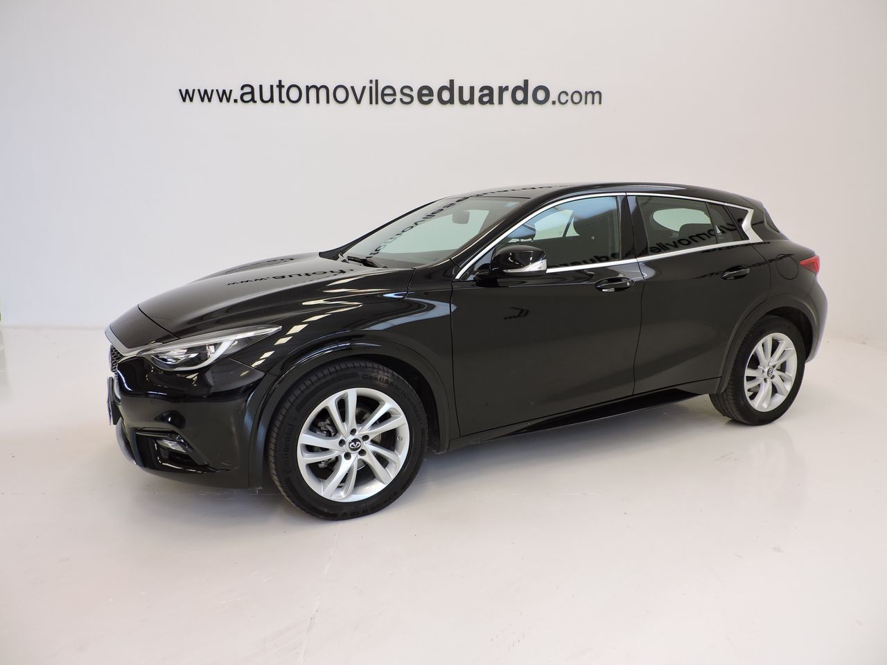 Infiniti Q30 1.6tc Premium 7DCT - Foto 1