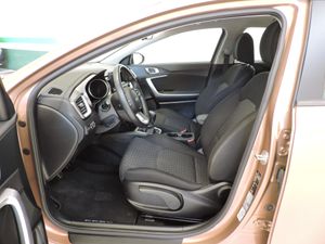 Kia Ceed 5p Concept 1.0 T-GDi 74 kW - Foto 8