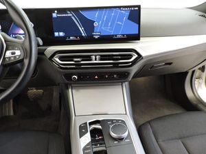 BMW Serie 3 320d Touring - Foto 13