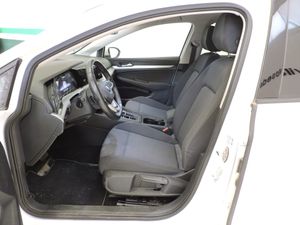 Volkswagen Golf 1.0 eTSI 81 kW - Foto 8