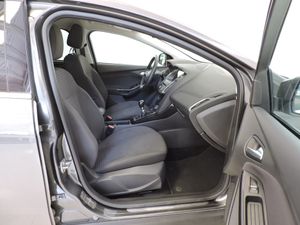 Ford Focus Berlina Titanium 1.0 EcoBoost 92 kW - Foto 9