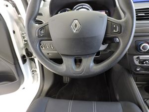 Renault Megane Berlina Life Energy TCe 115 S&S eco2 - Foto 11
