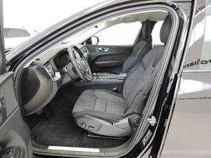 Volvo XC60 Core B4 Diesel AWD - Foto 7